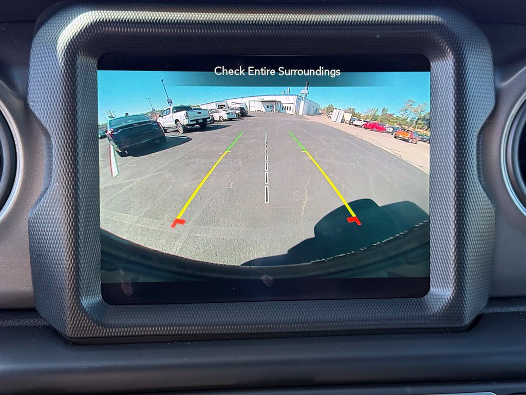 Used 2023 Jeep Wrangler Unlimited w/ Sun & Screen Package AWD/4WD image 24