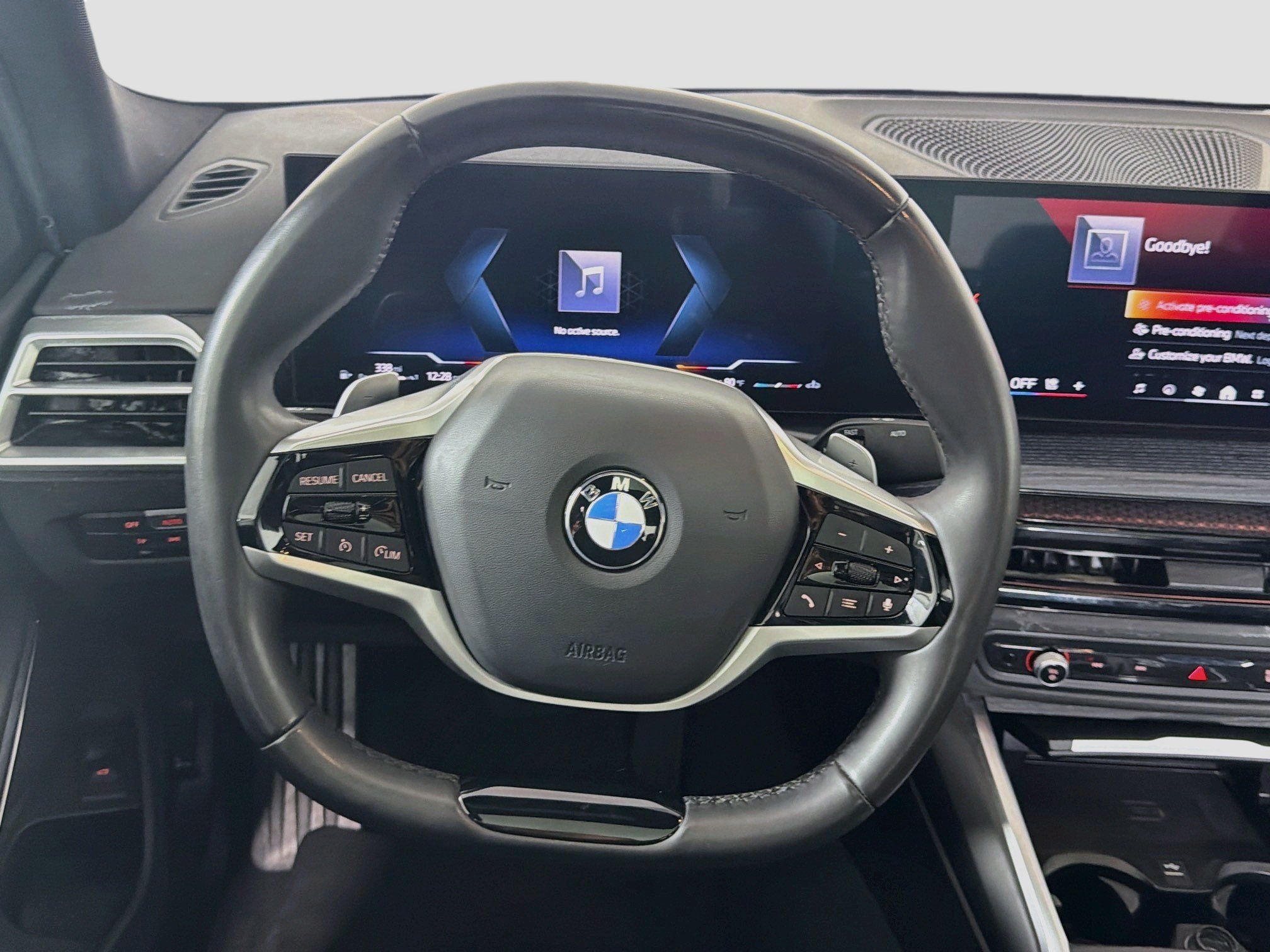 Used 2025 BMW 330i Sedan w/ Convenience Package RWD image 17