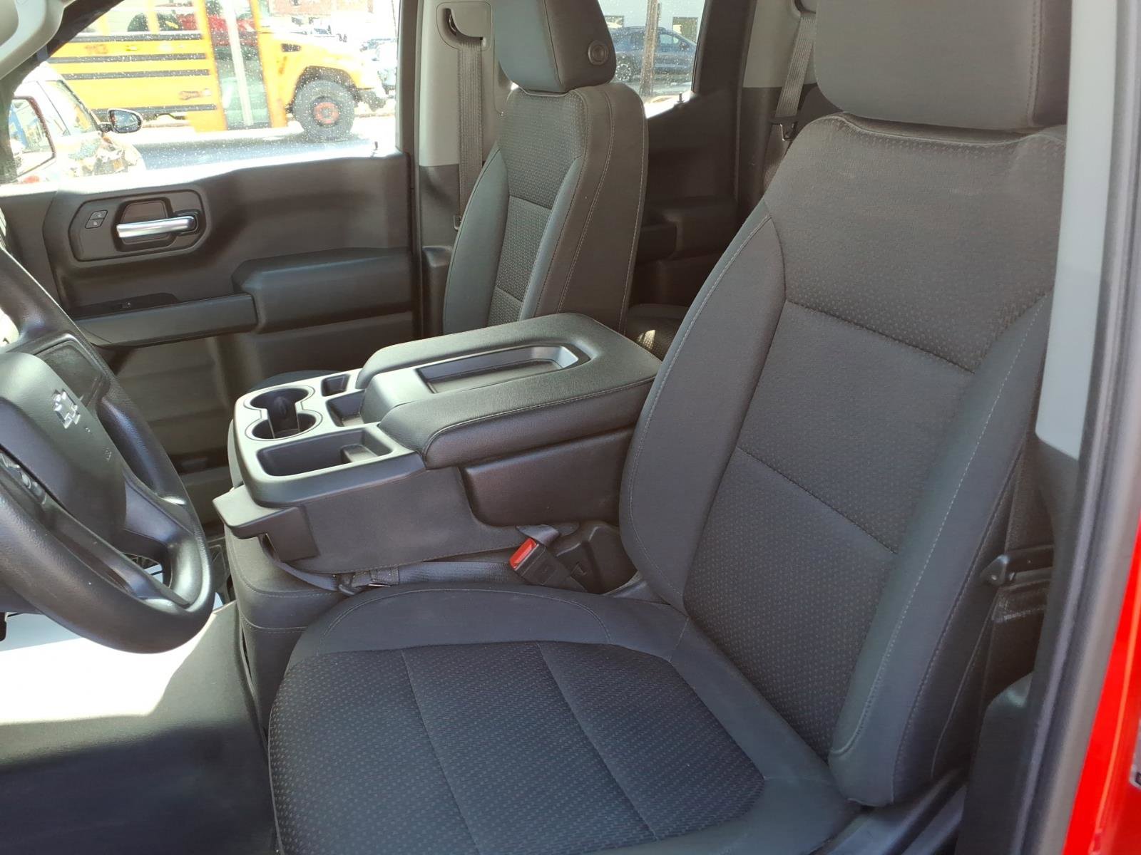 Used 2019 Chevrolet Silverado 1500 Custom Trail Boss w/ Custom Convenience Package image 11