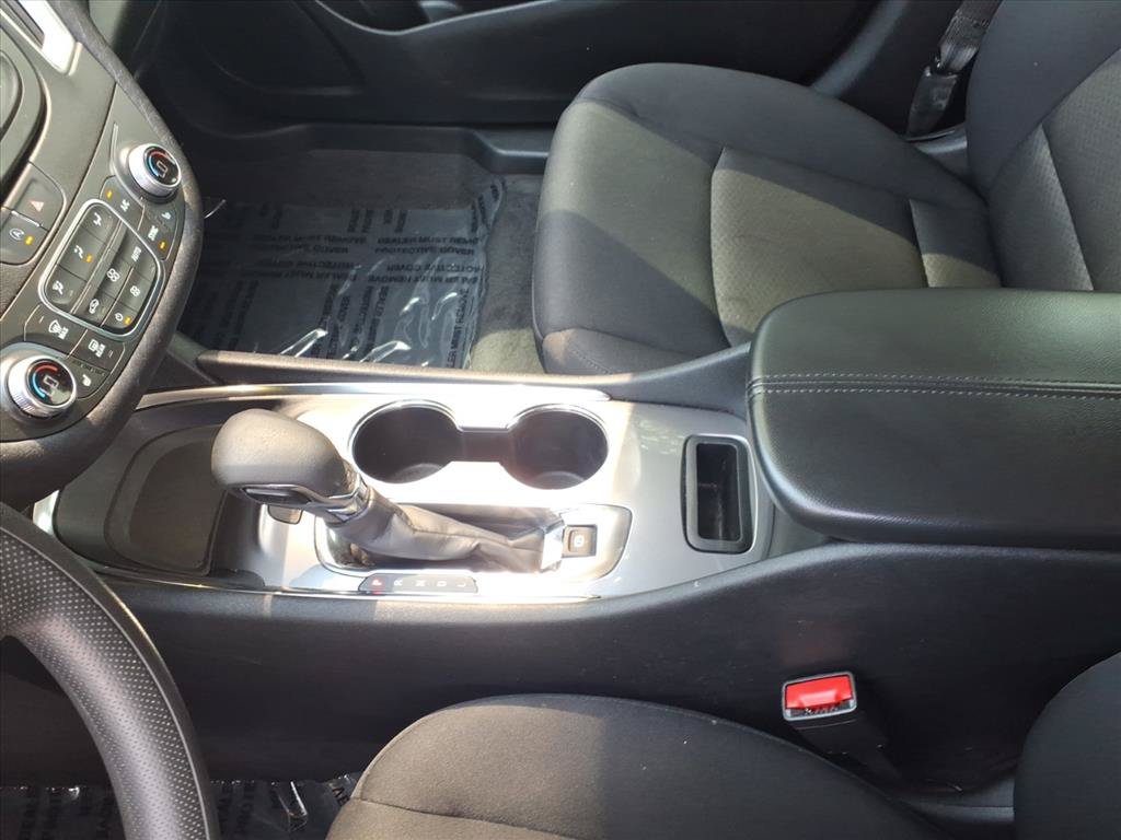Used 2025 Chevrolet Malibu LT FWD image 14