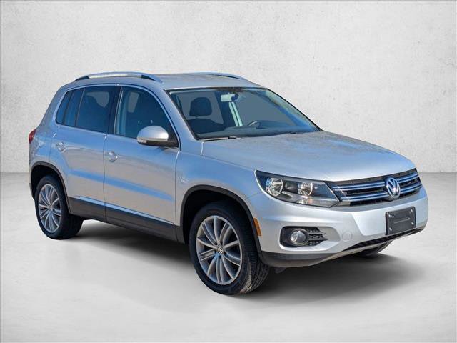 Used 2014 Volkswagen Tiguan SE image 3