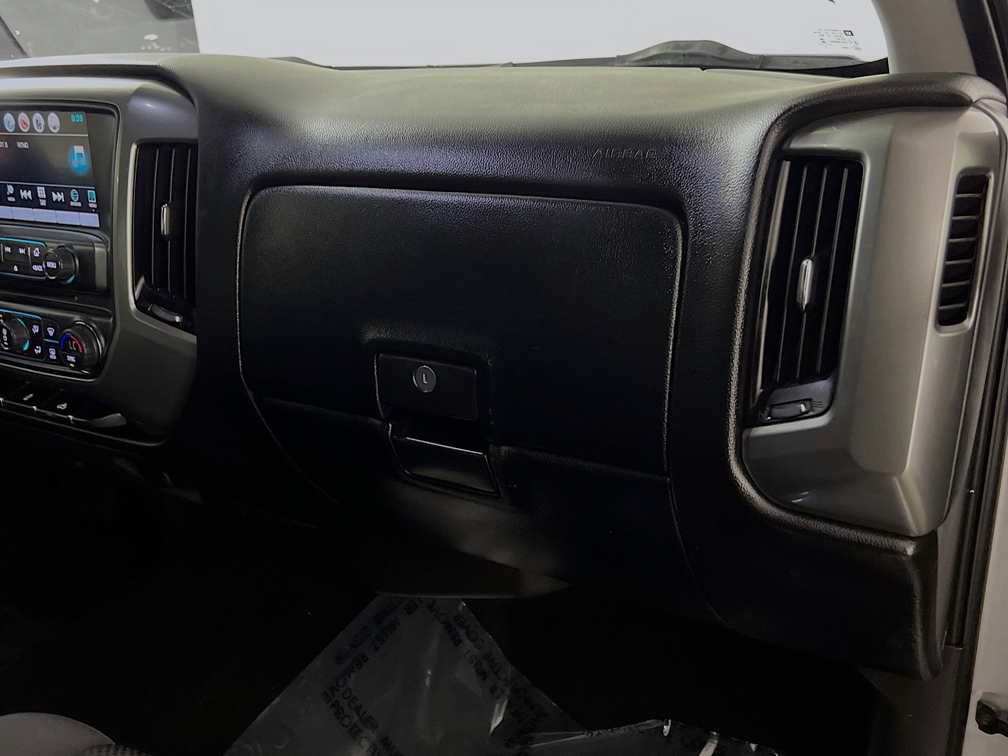 Used 2018 Chevrolet Silverado 1500 LT w/ All Star Edition image 34