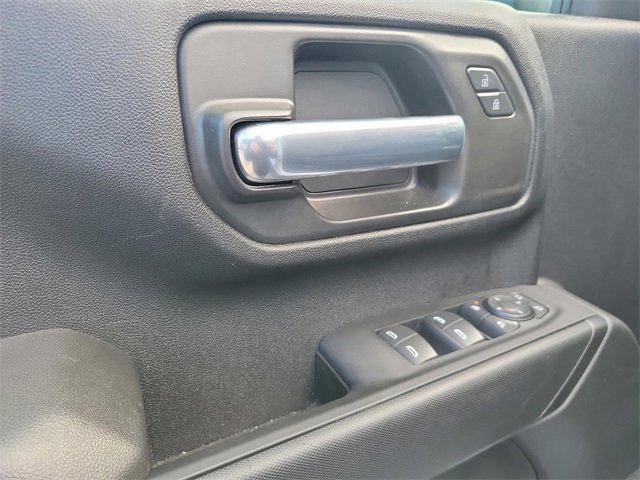 Used 2025 Chevrolet Silverado 2500 Custom w/ Custom Convenience Package image 17