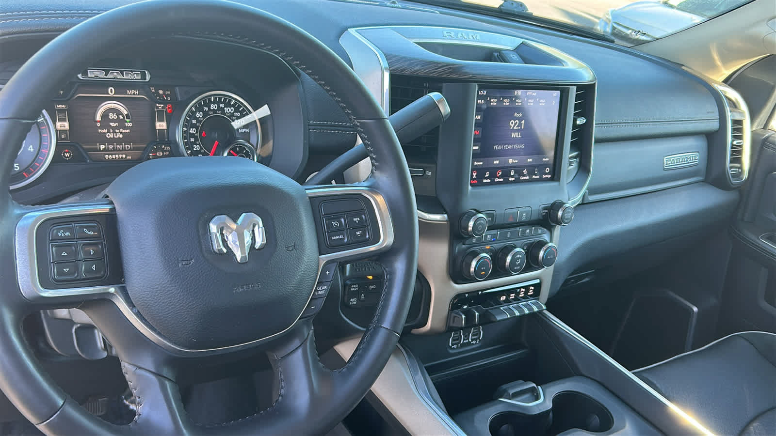 Used 2020 RAM 2500 Laramie AWD/4WD image 10