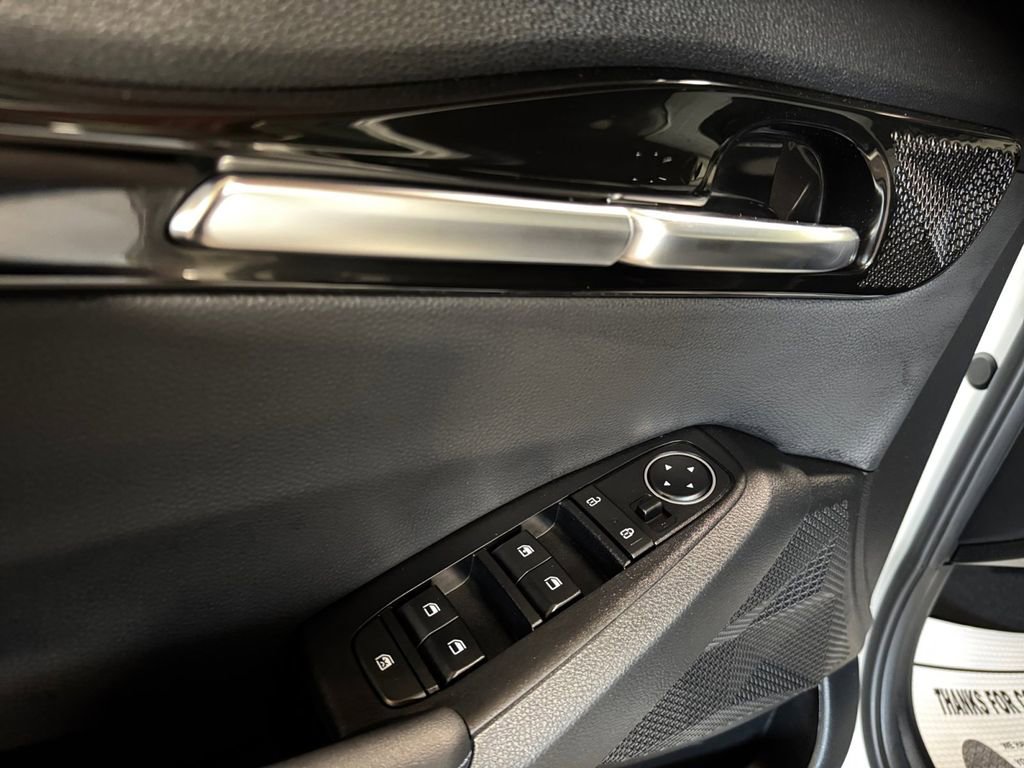 Used 2023 Kia Seltos S image 14