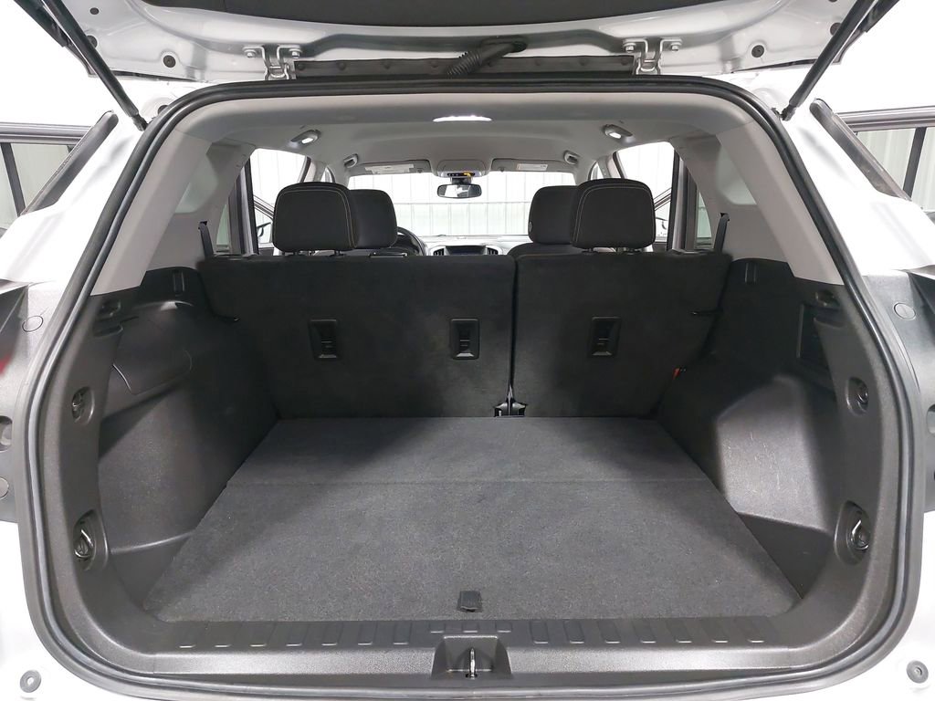 Used 2022 GMC Terrain SLE w/ Driver Convenience Package image 12