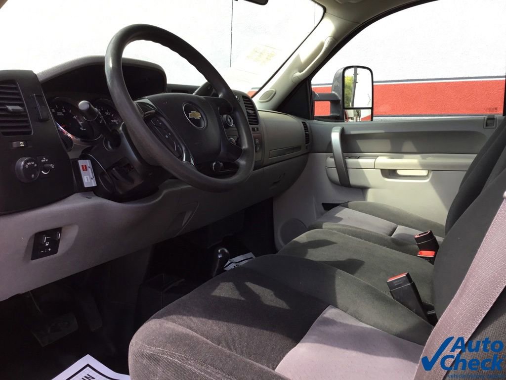 Used 2013 Chevrolet Silverado 3500 W/T w/ Snow Plow Prep Package image 26