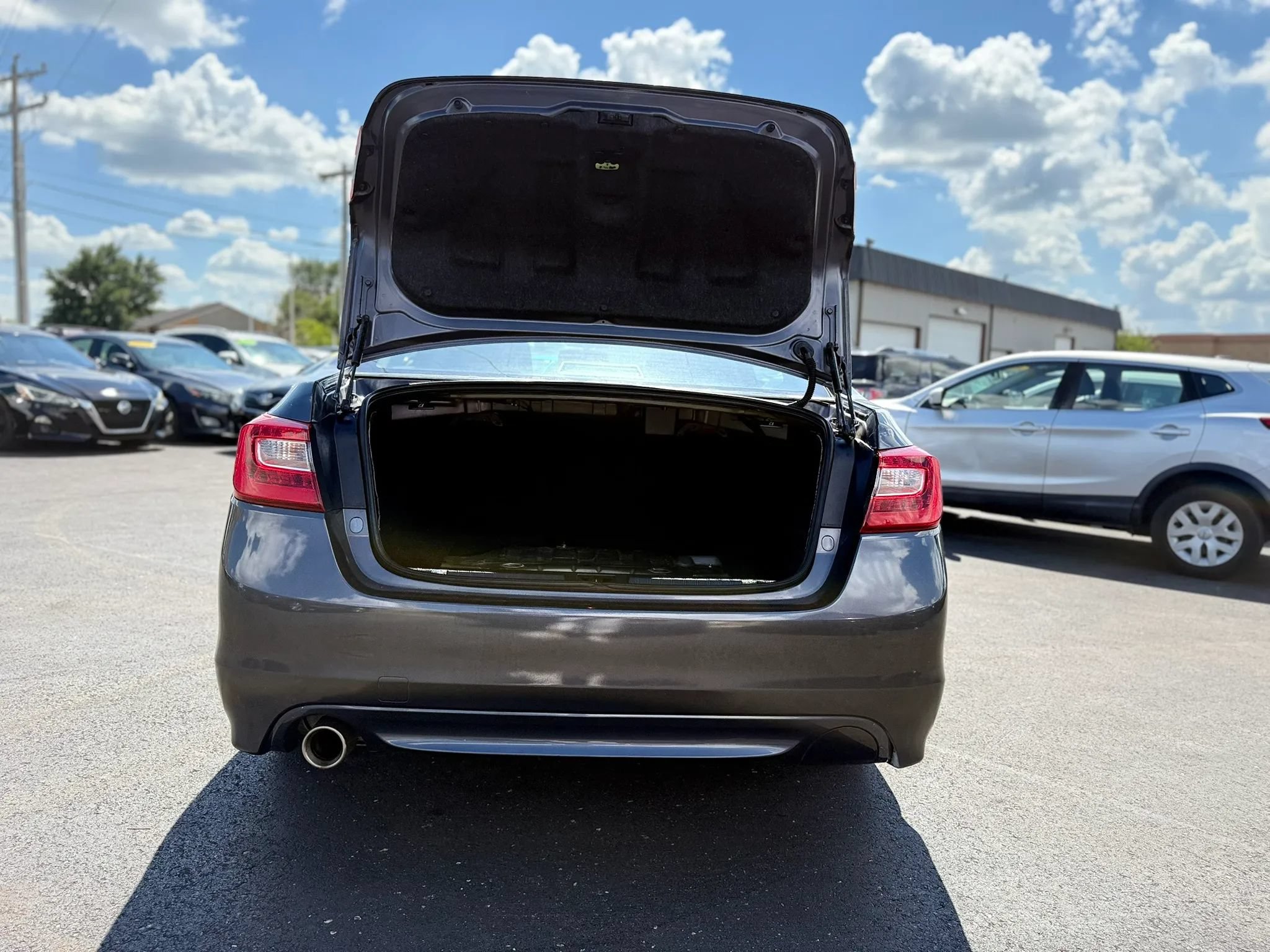 Used 2015 Subaru Legacy 2.5i Premium w/ Moonroof Package AWD/4WD image 36