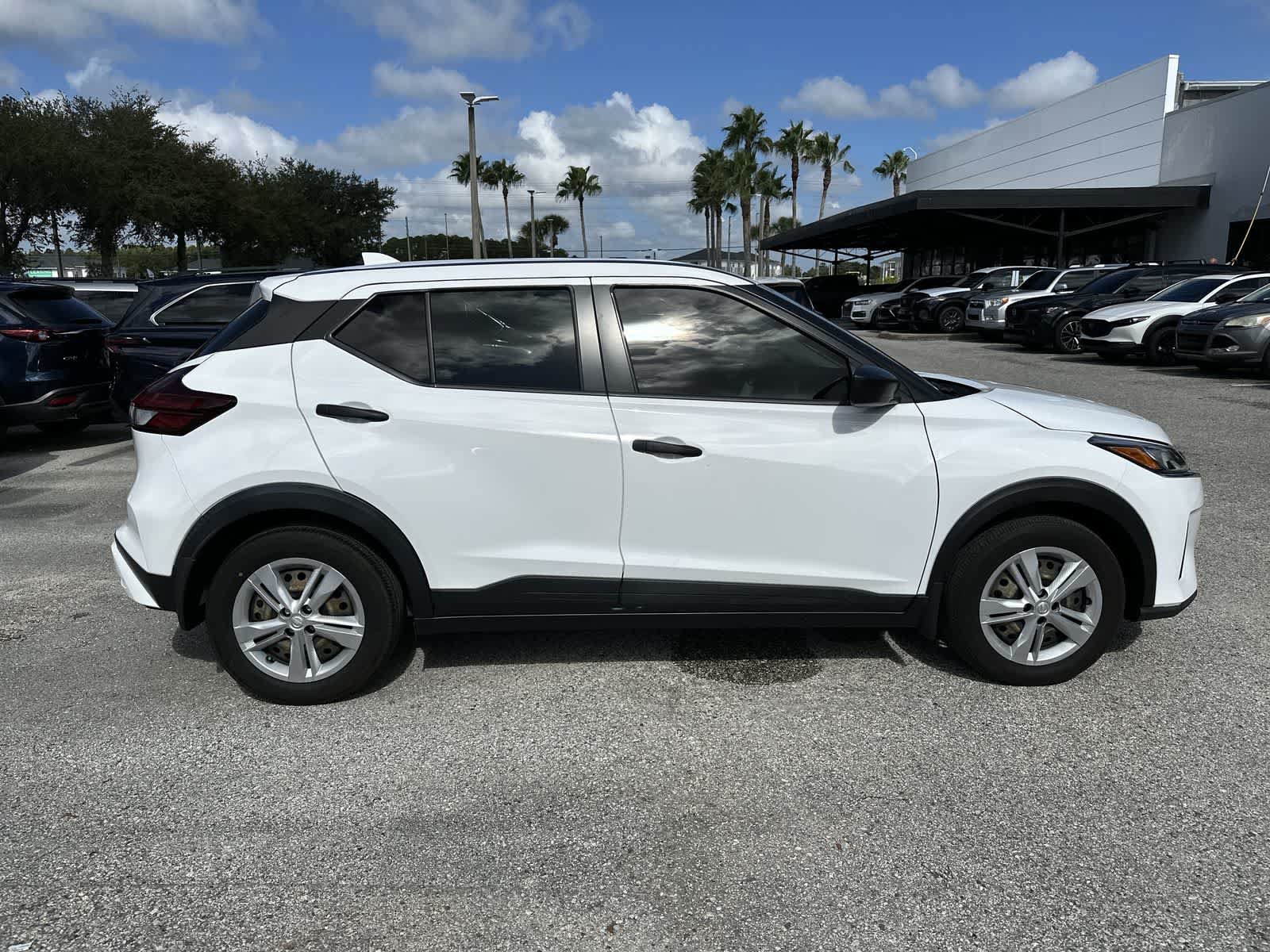 Used 2023 Nissan Kicks S FWD image 10