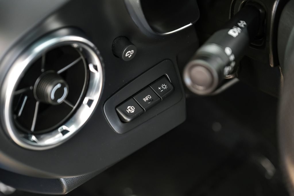 Used 2023 Chevrolet Camaro SS RWD image 29