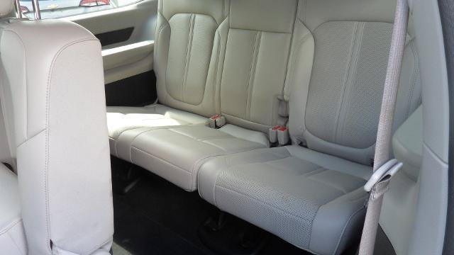 Used 2024 Jeep Wagoneer Series II w/ Flexible Seating Group AWD/4WD image 19