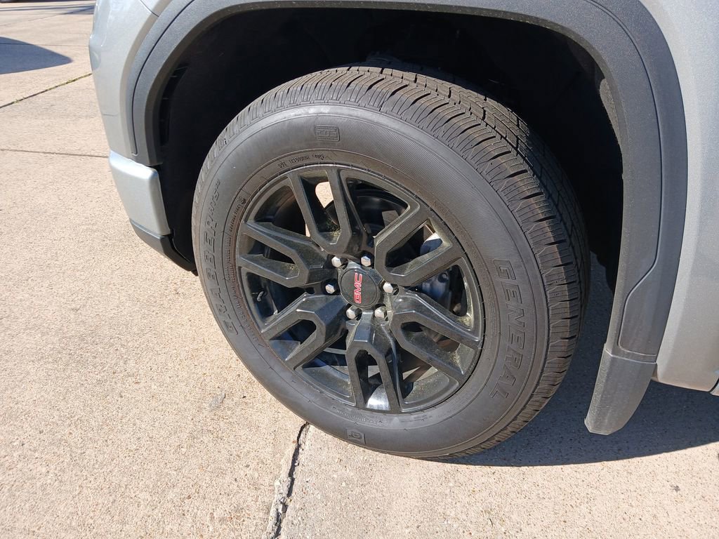 Used 2024 GMC Sierra 1500 Pro w/ Graphite Edition image 5