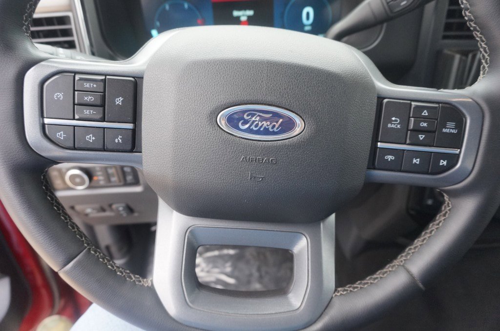 Used 2025 Ford F250 Lariat AWD/4WD image 15