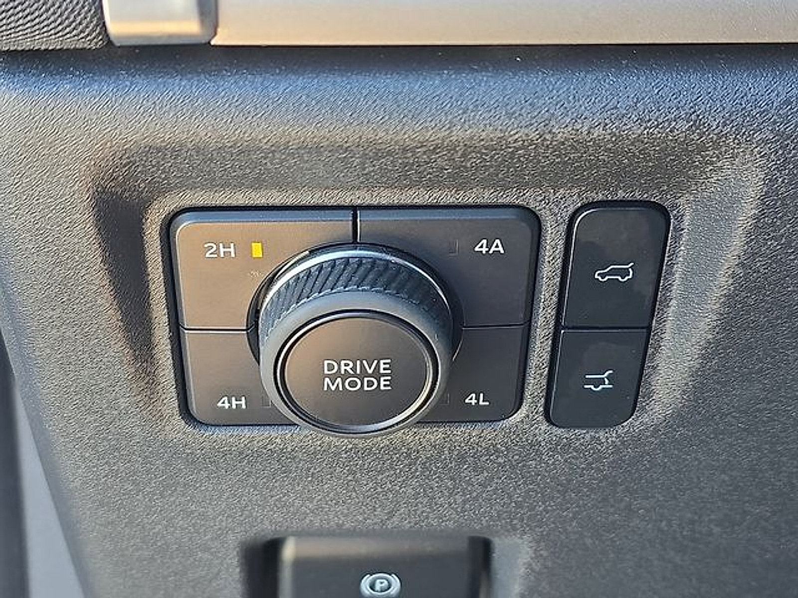 Certified 2025 Ford Expedition Max Active AWD/4WD image 24