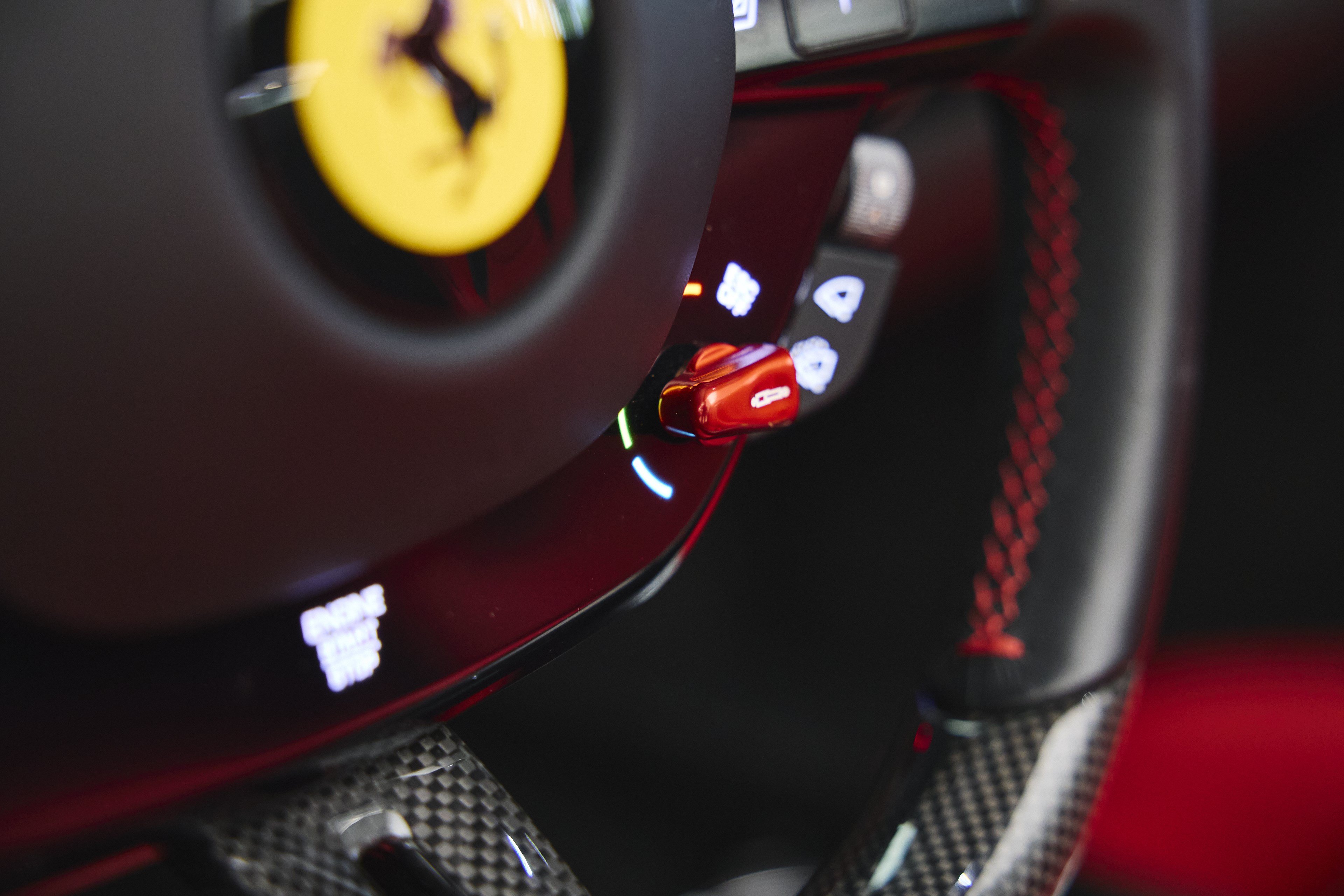 Used 2023 Ferrari 296 GTS RWD image 41
