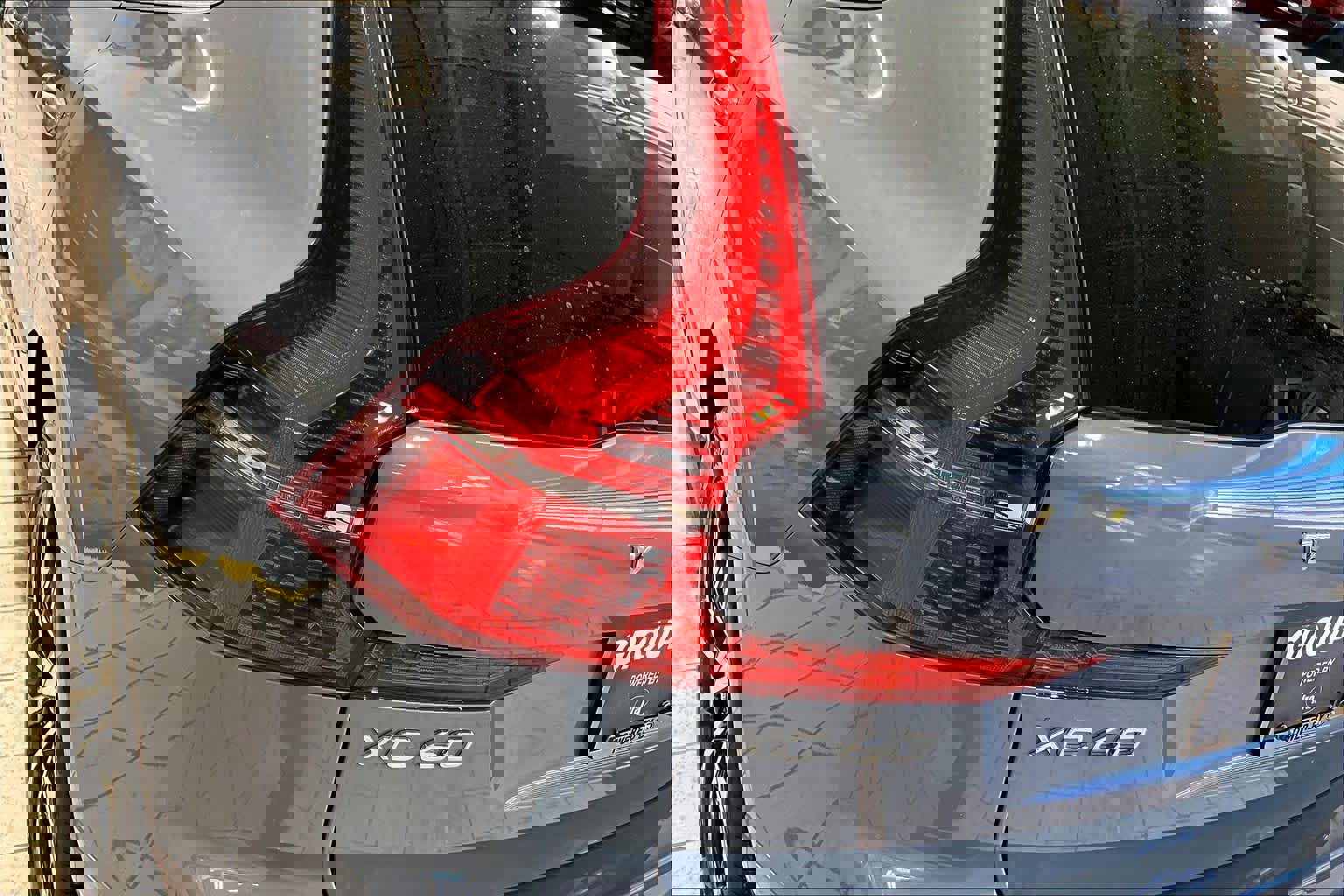 Used 2023 Volvo XC60 B5 Plus w/ Climate Package image 27