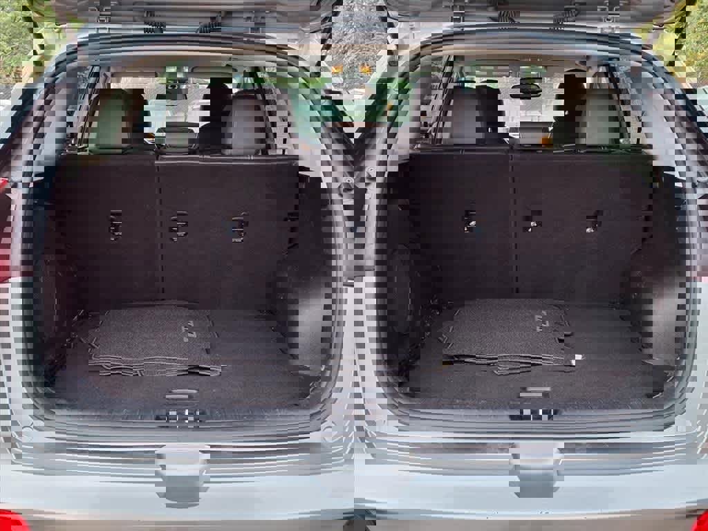 Used 2022 Kia Niro EX image 6