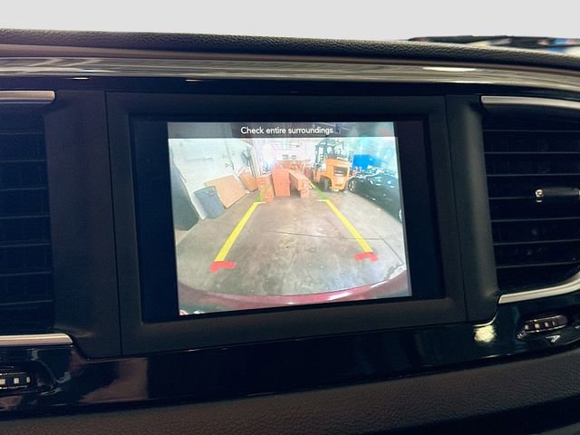 Used 2019 Chrysler Pacifica Touring Plus w/ Tire & Wheel Group image 14
