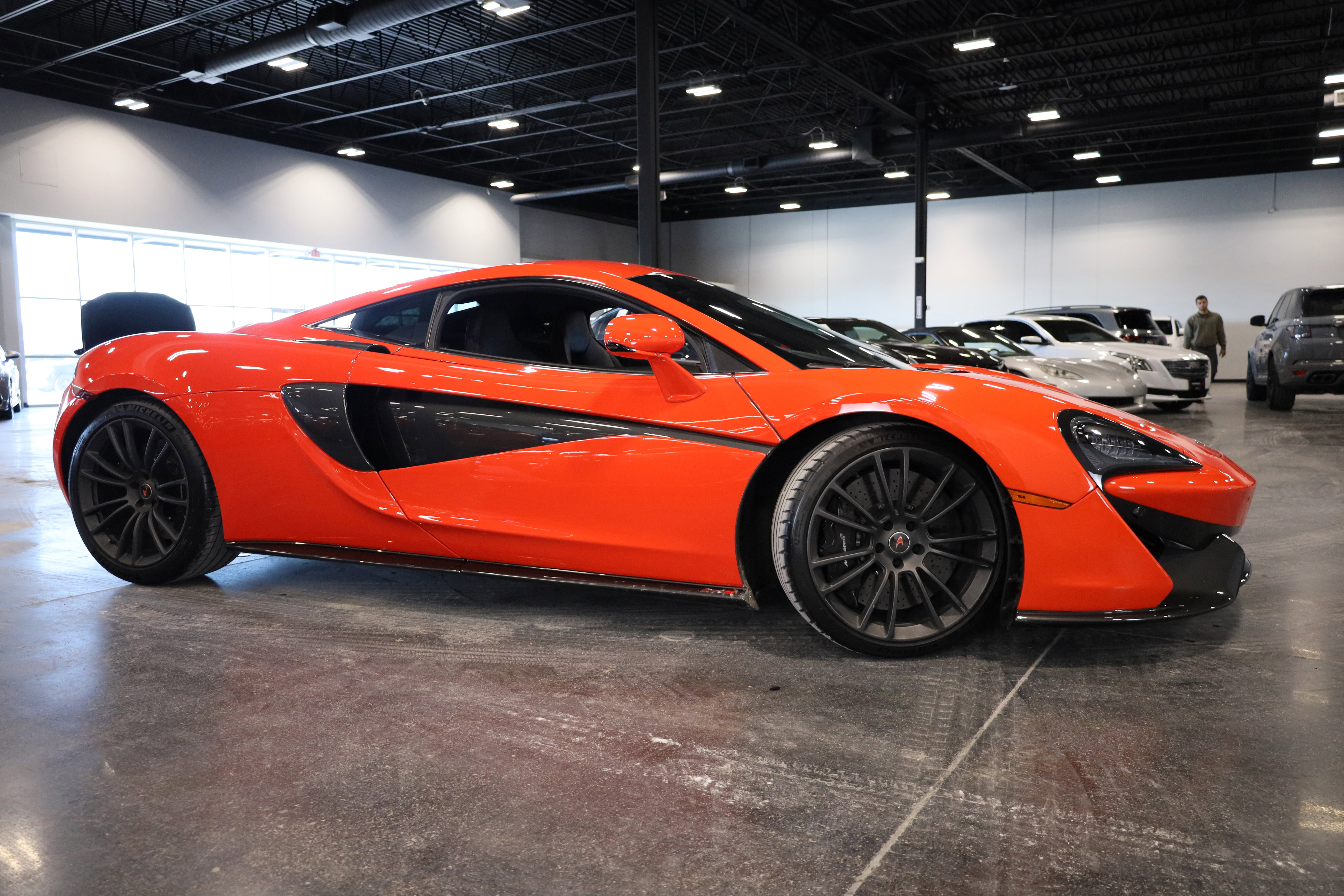 Used 2017 McLaren 570S Coupe image 8