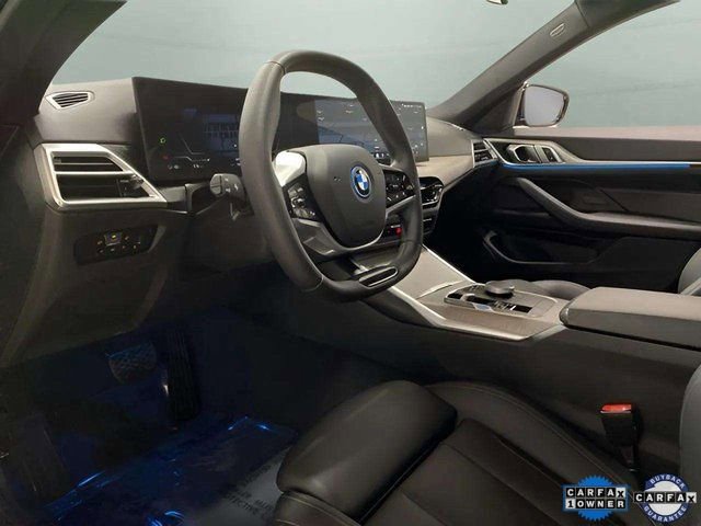 Used 2025 BMW i4 xDrive40i image 17