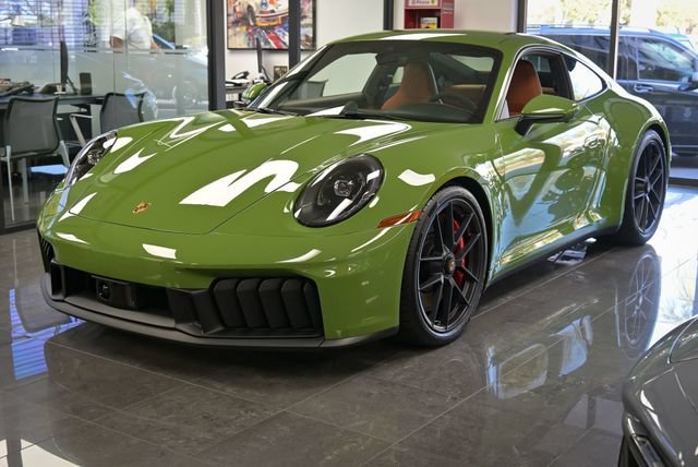 Used 2026 Porsche 911 GTS image 2