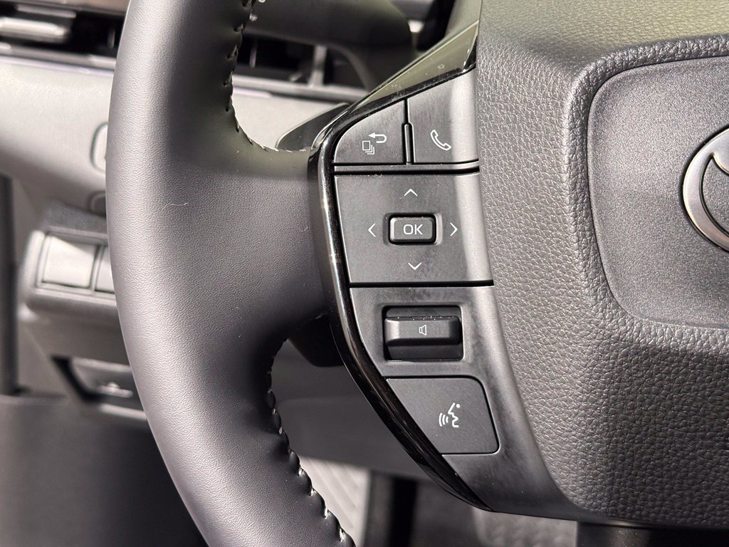 Certified 2026 Toyota C-HR AWD/4WD image 23