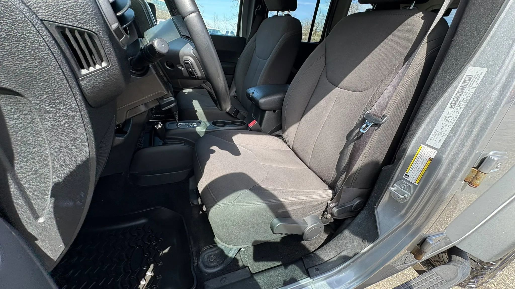 Used 2016 Jeep Wrangler Unlimited Sport w/ Quick Order Package 24S image 13