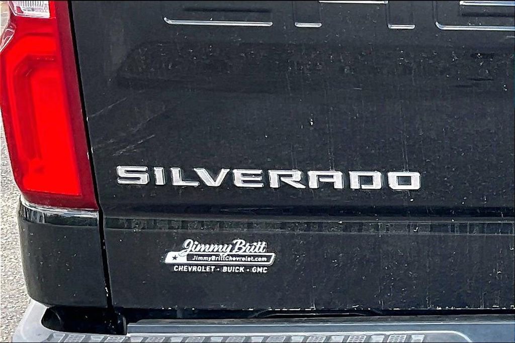 Used 2019 Chevrolet Silverado 1500 High Country AWD/4WD image 8