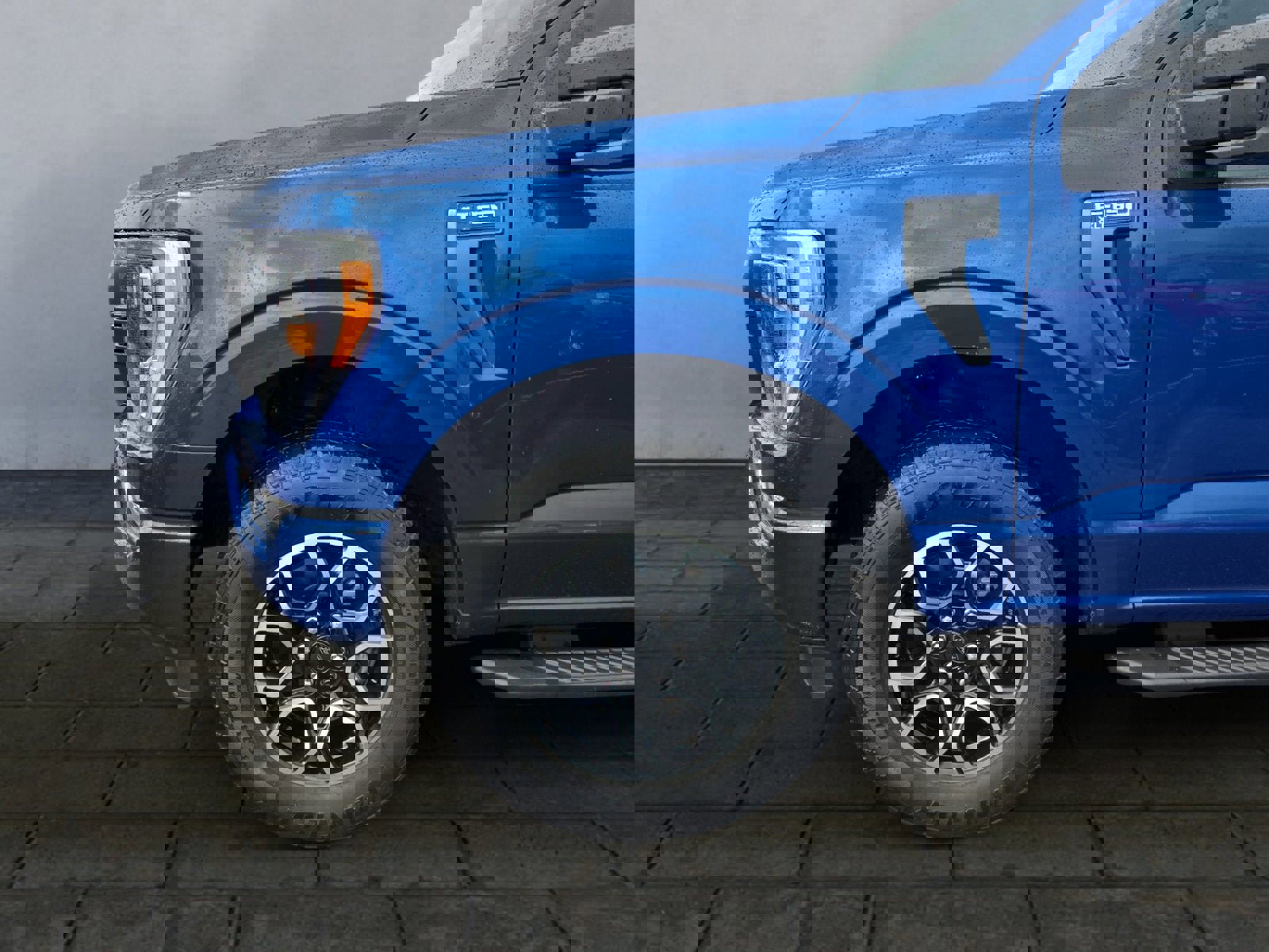 Certified 2023 Ford F150 XLT w/ Equipment Group 302A High image 25