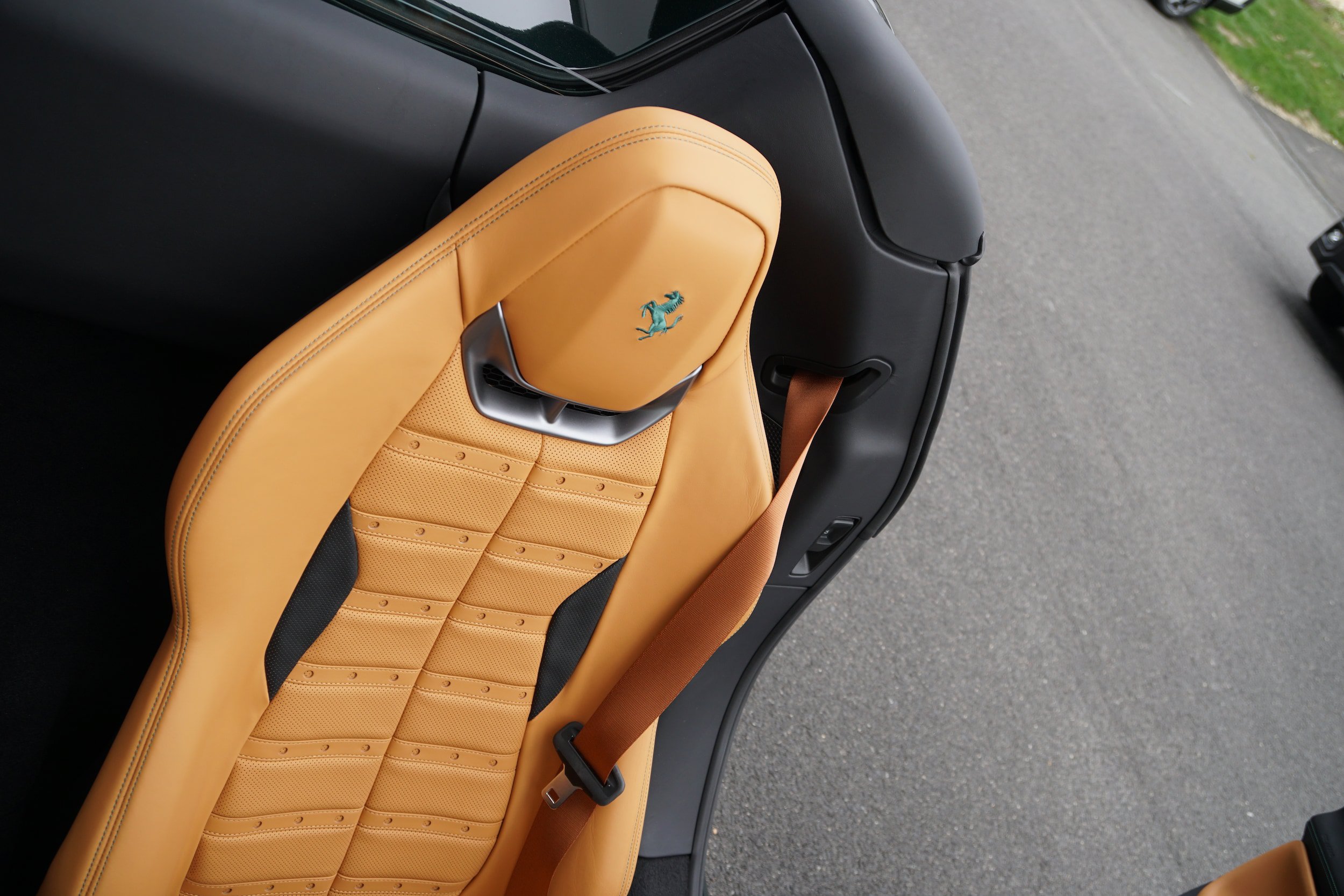Used 2025 Ferrari 296 GTS RWD image 22