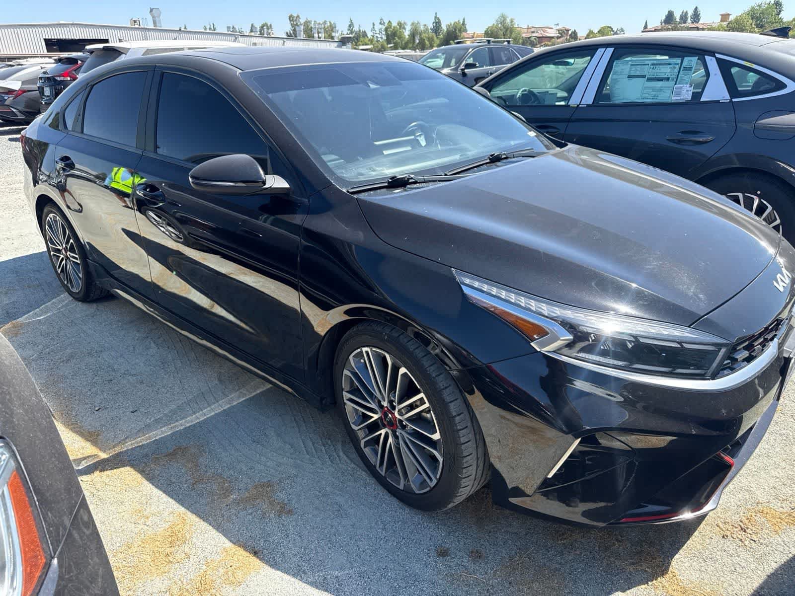 Used 2022 Kia Forte GT w/ GT2 Package FWD image 2