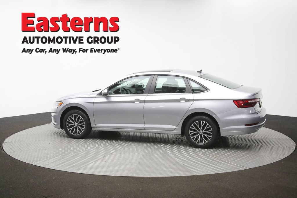 Used 2020 Volkswagen Jetta SE w/ SE Cold Weather Package FWD image 62