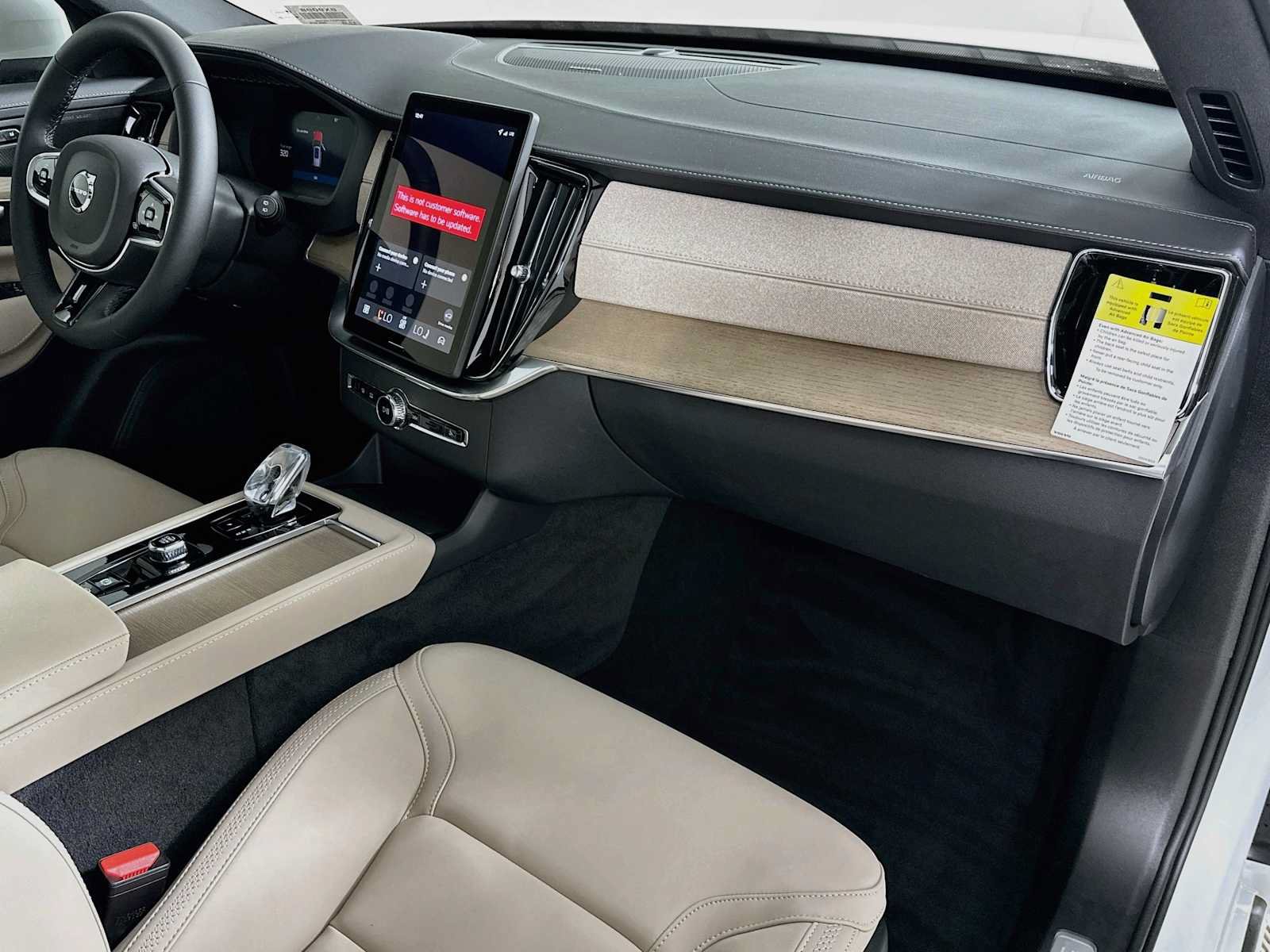 New 2026 Volvo XC90 B6 Plus w/ Protection Package Premier AWD/4WD image 28