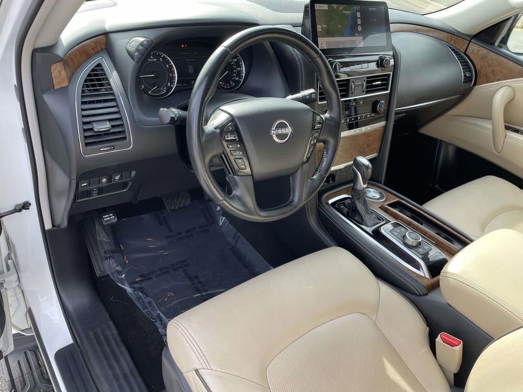 Used 2023 Nissan Armada SL w/ Captain's Chairs Package image 17