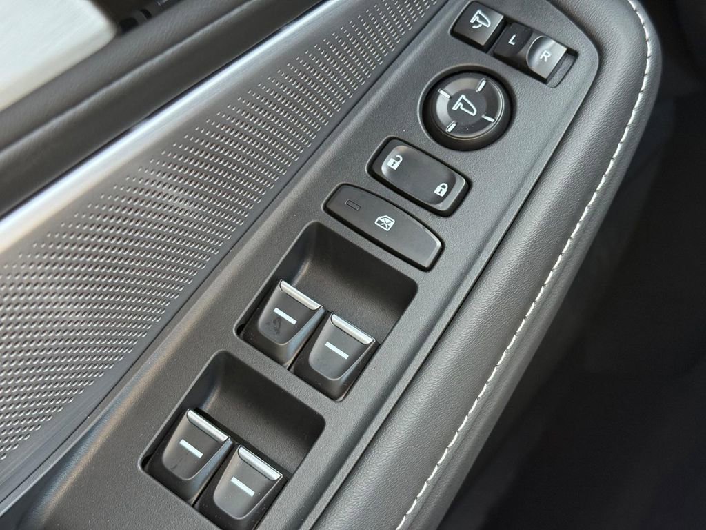 Certified 2026 Acura MDX w/ Technology Package image 22