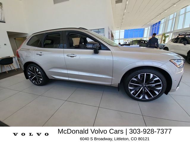 New 2026 Volvo XC60 T8 Ultra w/ Protection Package Premier AWD/4WD image 9