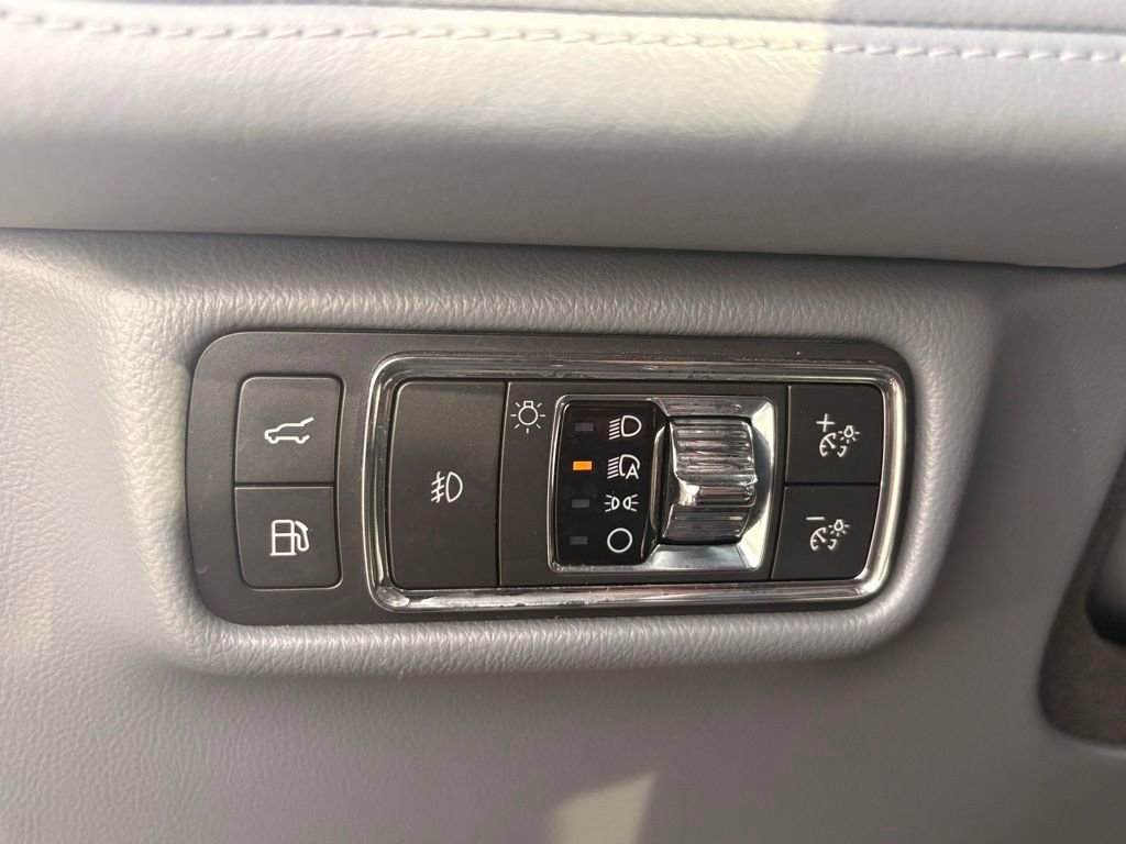 Used 2021 Lincoln Aviator Grand Touring w/ Equipment Group 302A image 28