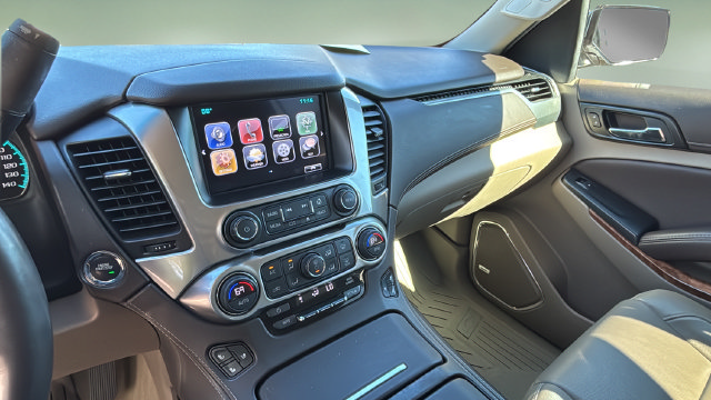 Used 2018 Chevrolet Tahoe Premier AWD/4WD image 25