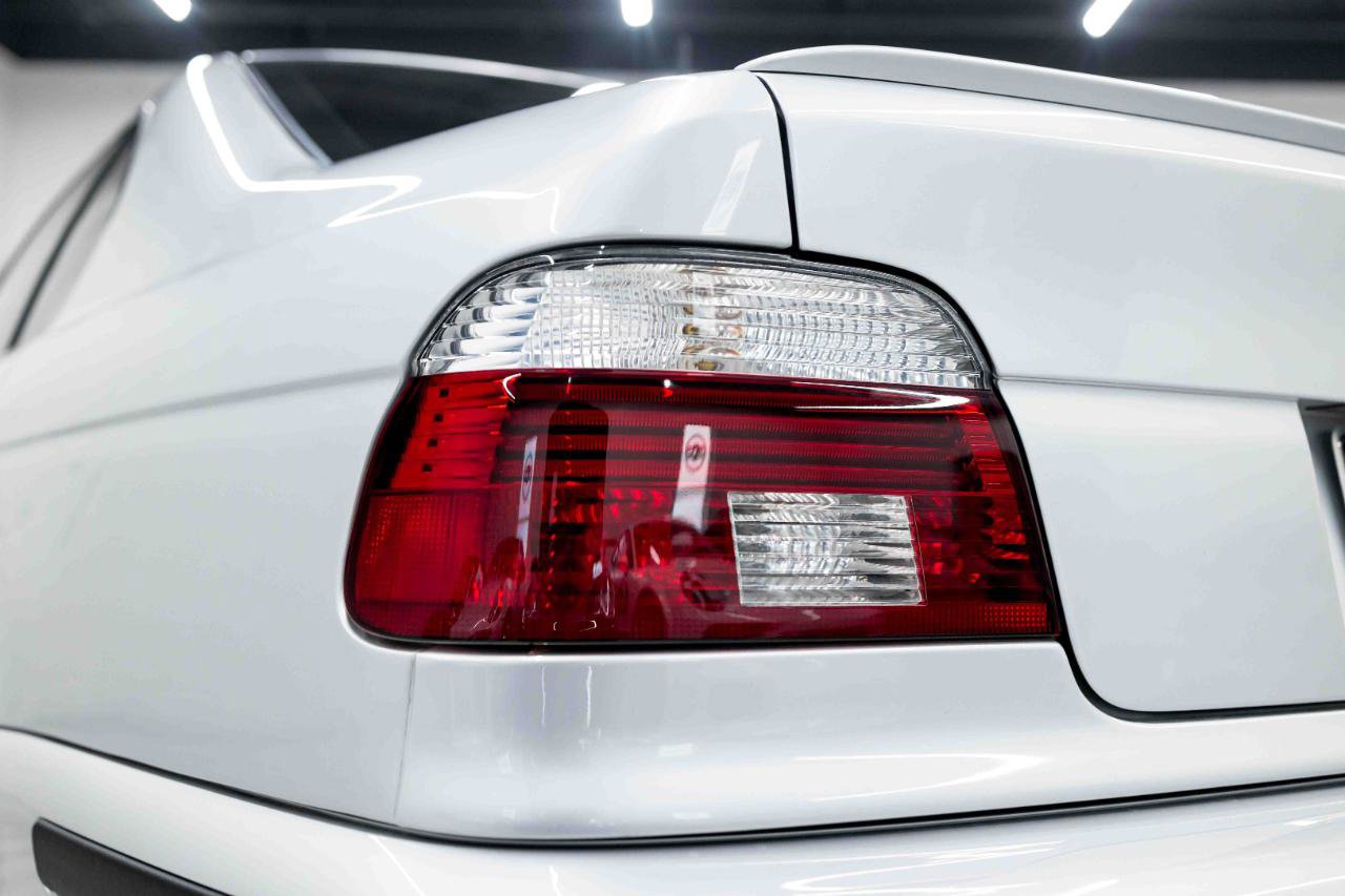 Used 2002 BMW M5 RWD image 31
