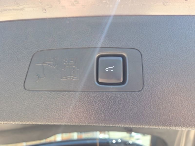 Used 2022 Lincoln Corsair AWD w/ Premium Package image 13
