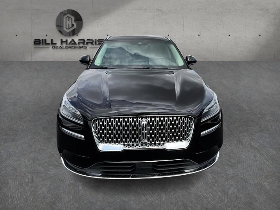 Used 2020 Lincoln Corsair AWD w/ Premium Package image 2