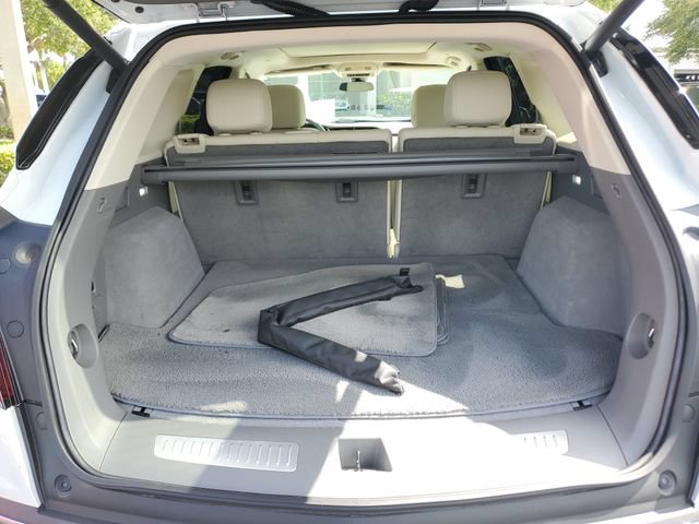 Certified 2023 Cadillac XT5 Premium Luxury w/ LPO, Premium Carpet Package FWD image 26