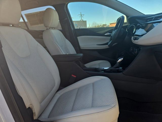 Used 2022 Buick Encore GX Essence w/ Advanced Technology Package image 10