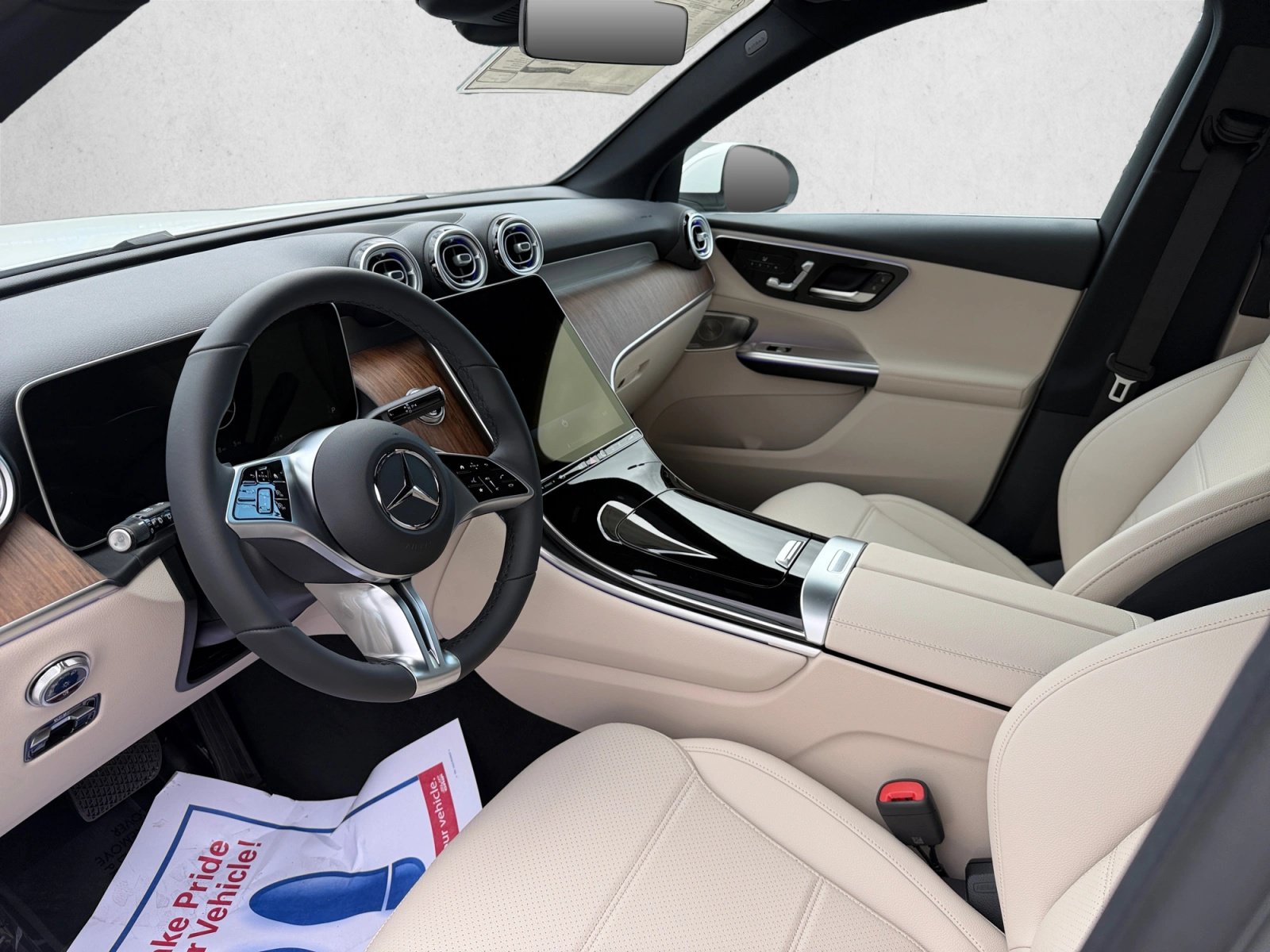 New 2026 Mercedes-Benz GLC 300 4MATIC image 11
