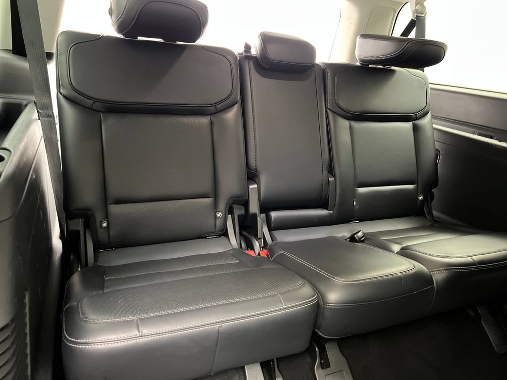 Used 2025 Ford Expedition Max Platinum AWD/4WD image 36