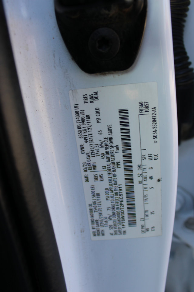 Used 2023 Ford F350 XLT w/ FX4 Off-Road Package image 12