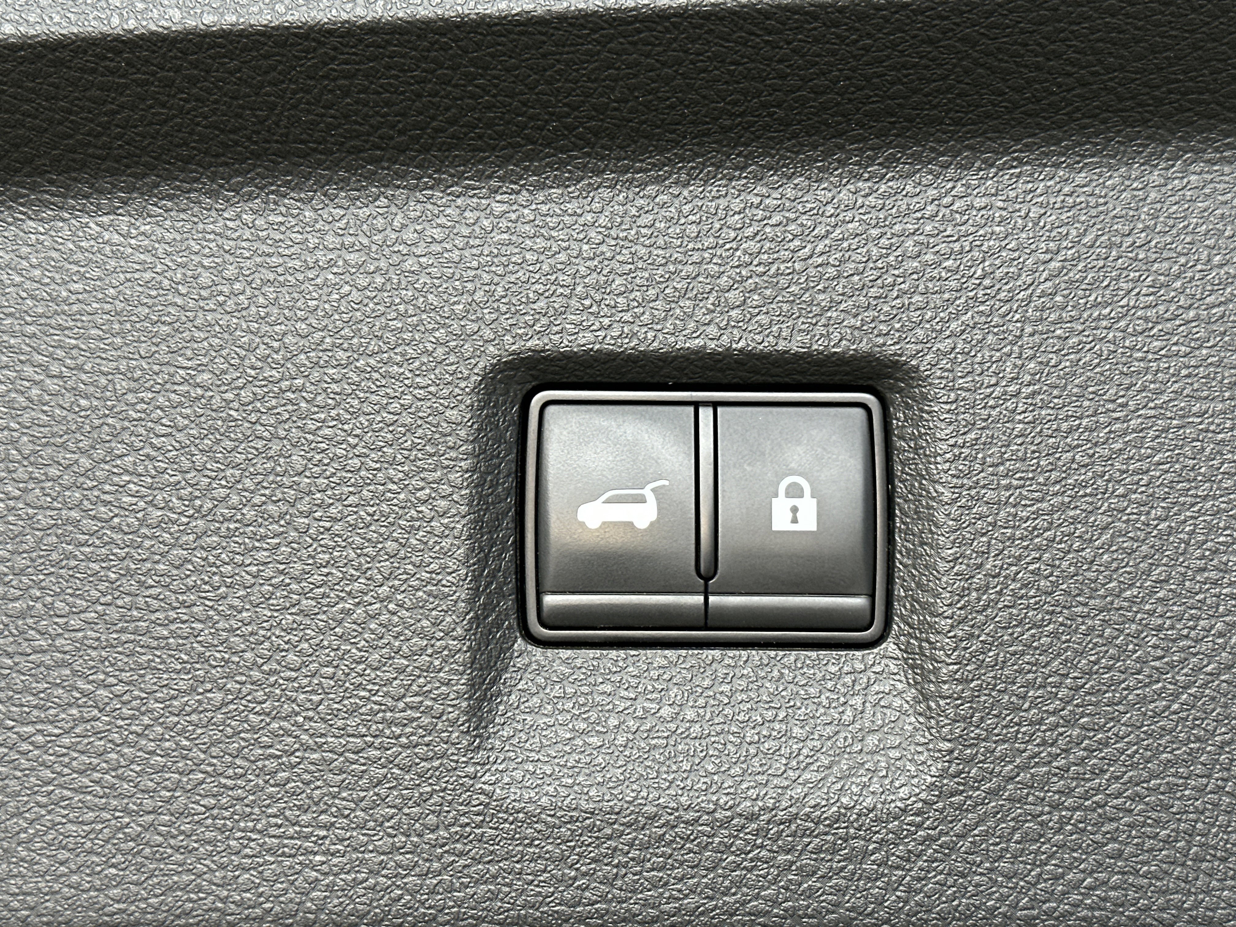 Used 2023 INFINITI QX60 Pure image 15