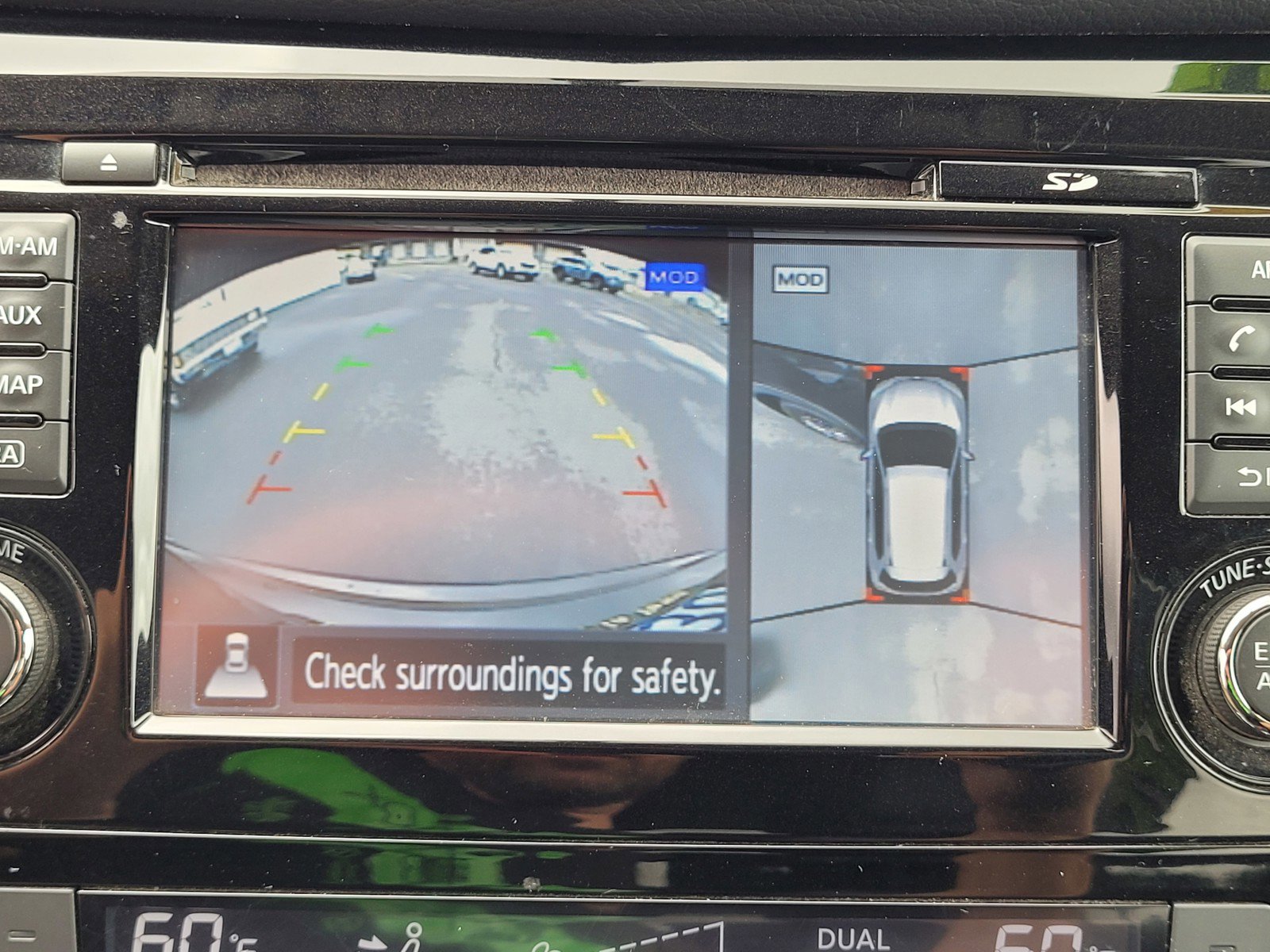 Used 2016 Nissan Rogue SL w/ SL Premium Package image 12