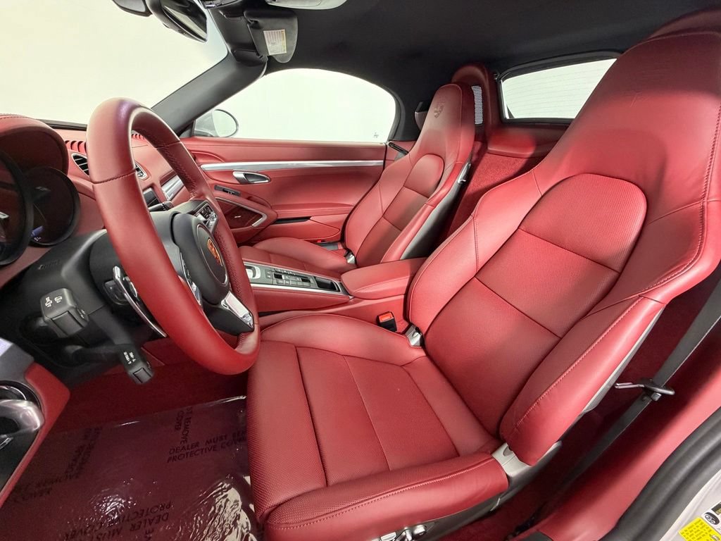 Certified 2025 Porsche 718 Boxster S RWD image 5