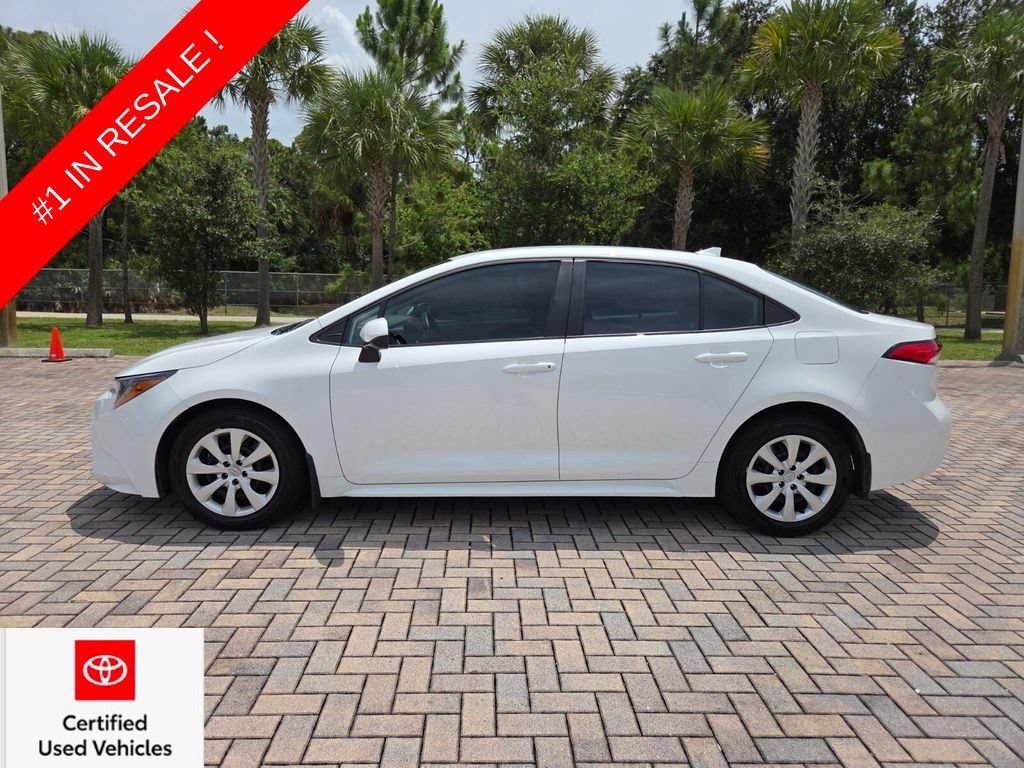 Certified 2025 Toyota Corolla LE FWD image 8
